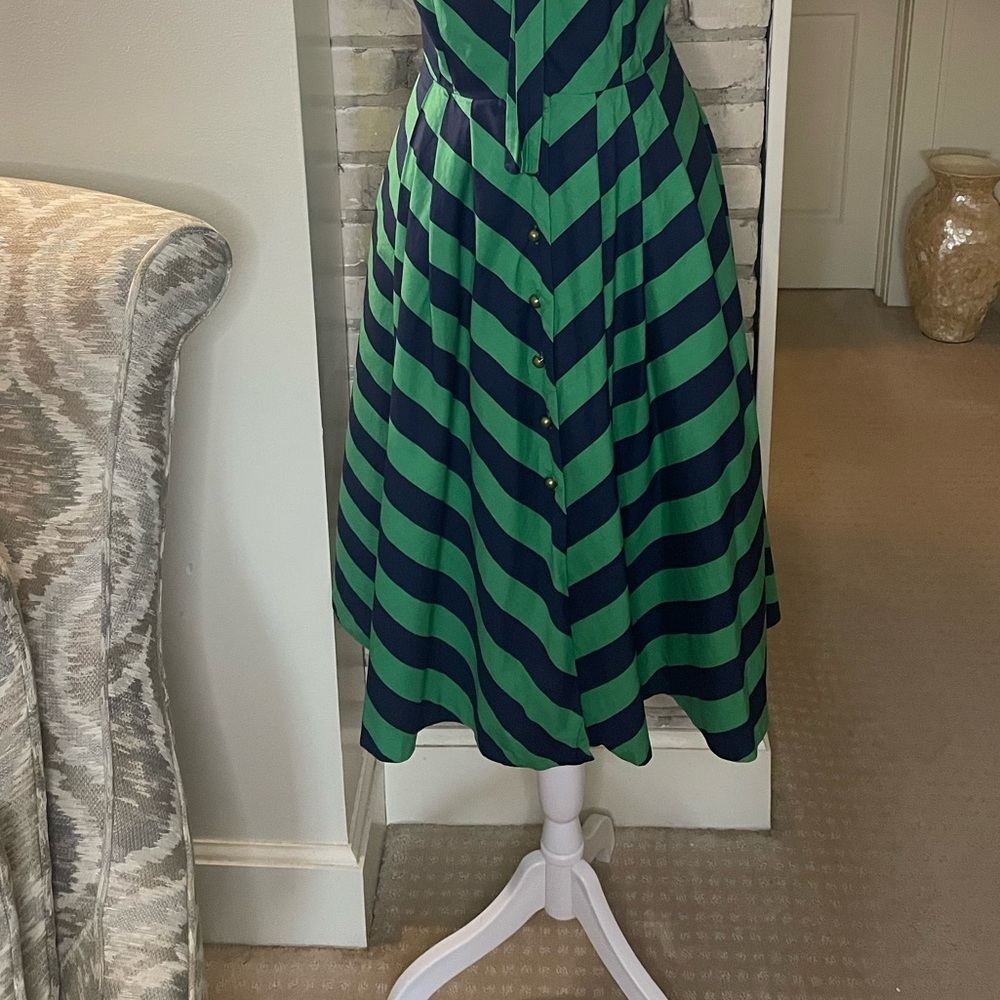Anthropology Brand, Girls from Savoy, Green & Navy Sun Dress w/ pockets, Sz 4 - Picture 6 of 16